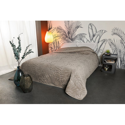 Volga Solid Colour Bedspread