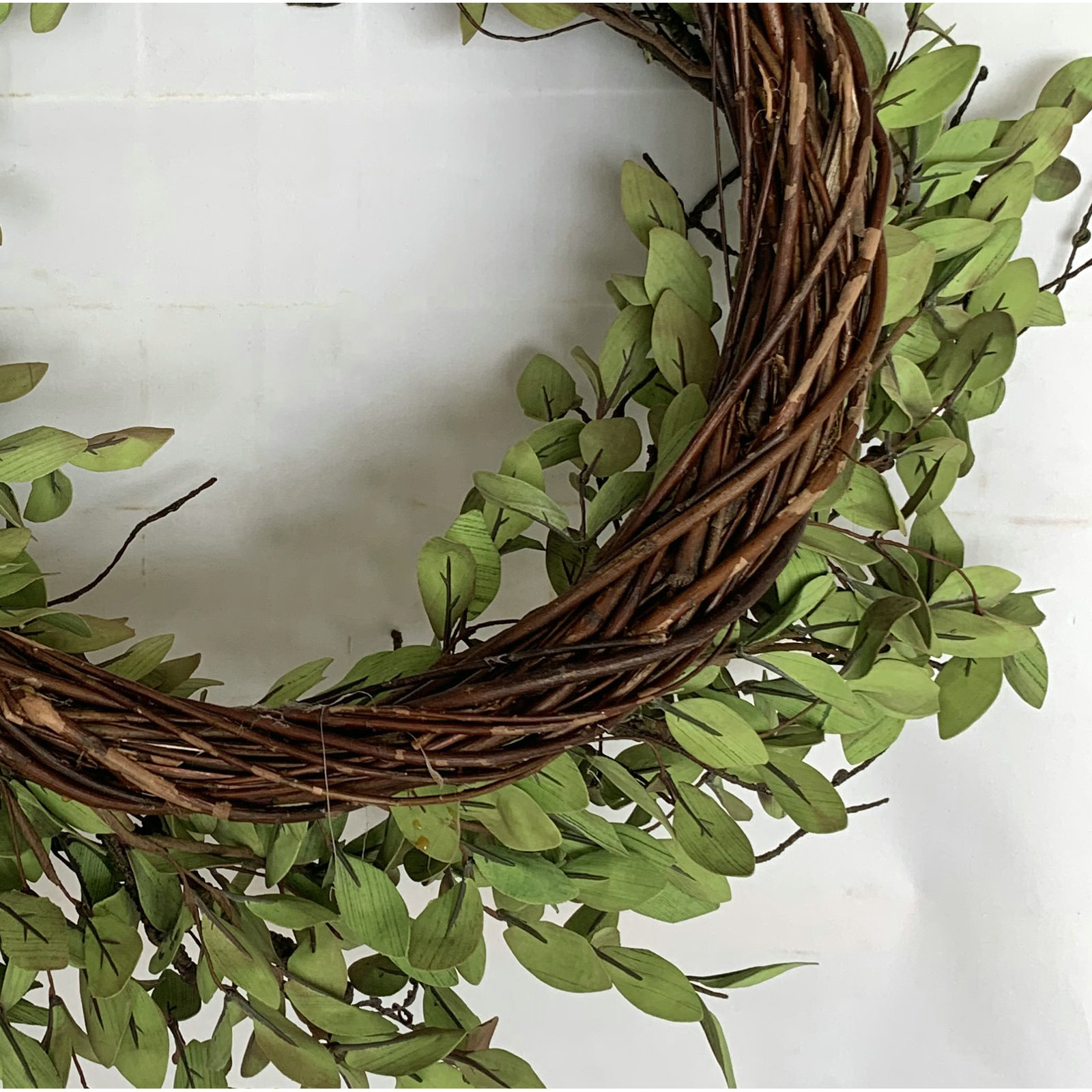24" Handcrafted Foliage, Twig No Holiday Wreath