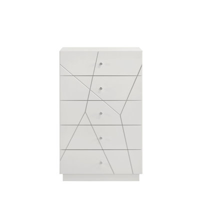 Commode avec tiroirs spacieux pour le rangement