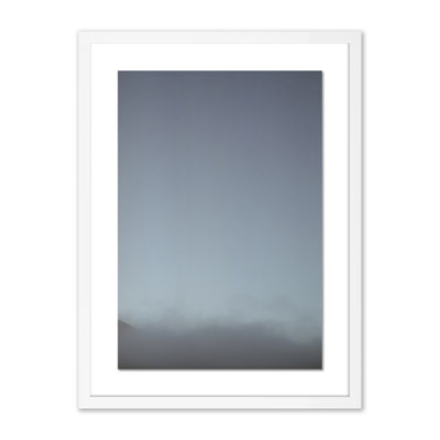 «Clouds 1» par Riley Ryan - reproduction de photo sur papier encadrée