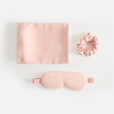Ensemble de 3 pièces Beauty Sleep comprenant un masque de sommeil, une éponge et une taie d'oreiller standard