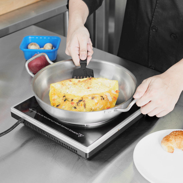 Centurion® French Omelet Pans-3.25 Qt-3.1L, 2.25 qt.