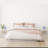 Mini lampe de table simple avec abat-jour cylindrique en tissu Amandev Simple Designs-16393465