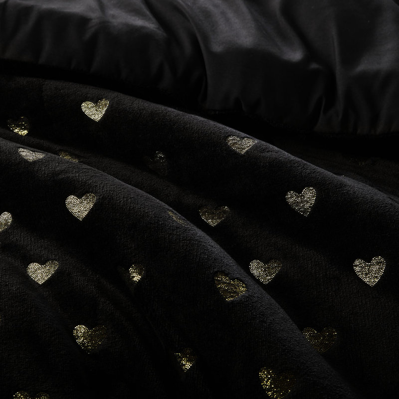 Full/Queen Metallic Heart Soft Microlight Comforter With 2 Shams And 1 Pillow, Fill, Machine Washable Spot Clean, - Labeled, Microfiber Reverse Size 4 Pcs Print, Soft, Filling, Washable