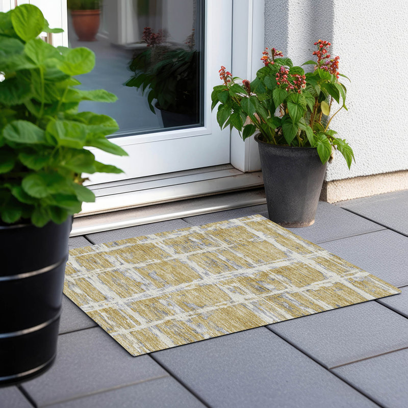 Mahaney Washable Striped Indoor / Outdoor Rug, Rectangle 1'8" x 2'6"