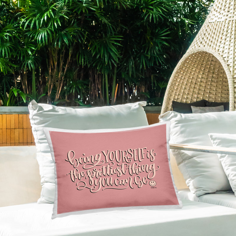 «Being Yourself is Prettiest Outdoor Printed» par Imparfect Dust
