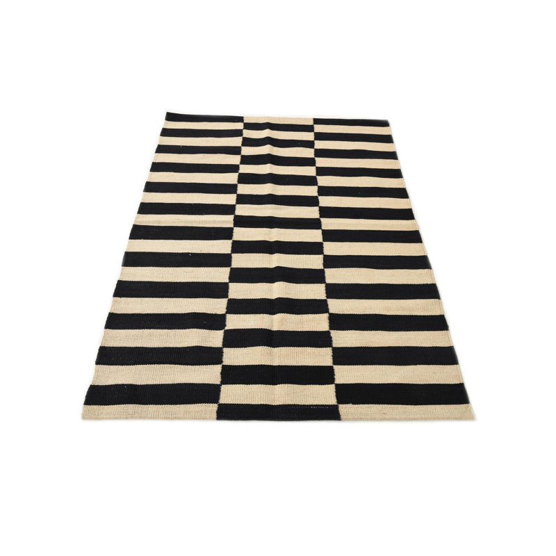 Tapis noir et blanc Orta