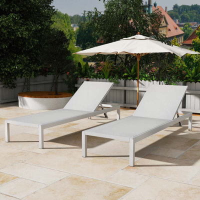Chaise longue de patio
