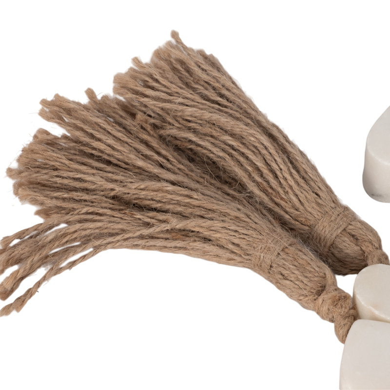 Perles de marbre décoratives en perles de jute tissées avec pampilles en forme de cœur pour une dimension de texture rustique et des détails naturels fabriqués à la main