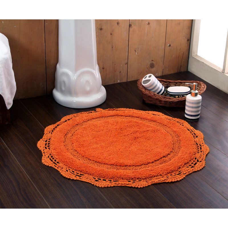 Tapis pour salle de bain Wingert, l 28 po x L 28 po, Orange