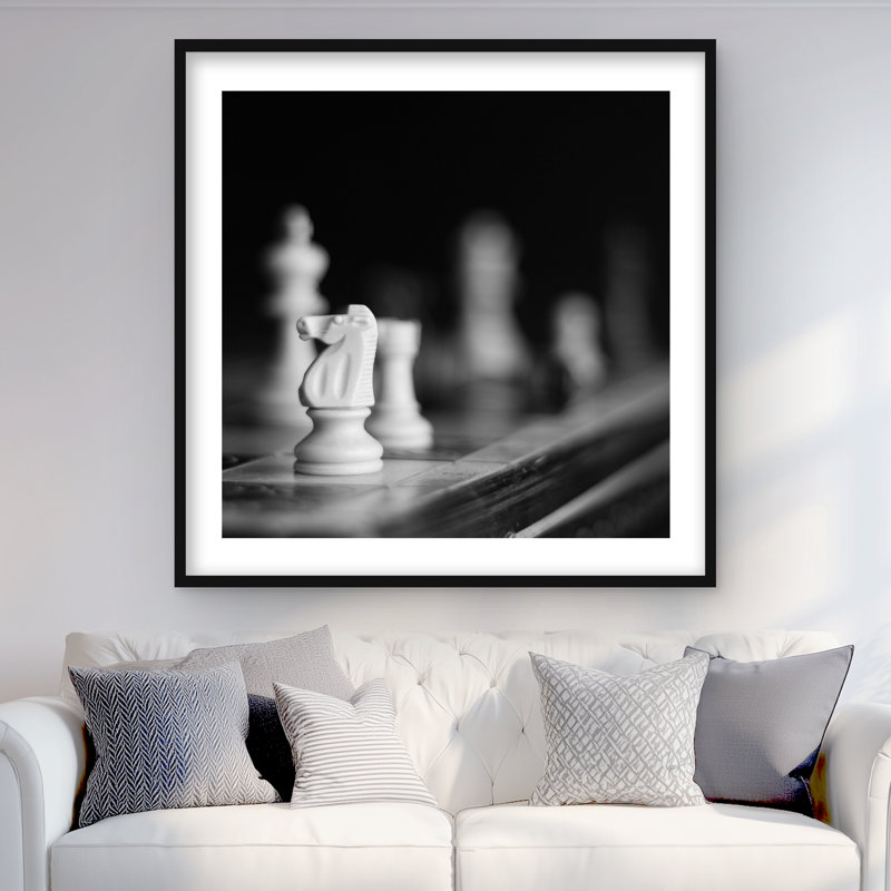 «Monicol Chess Games - Still Life», reproduction encadrée noire, H 36 po x l 36 po