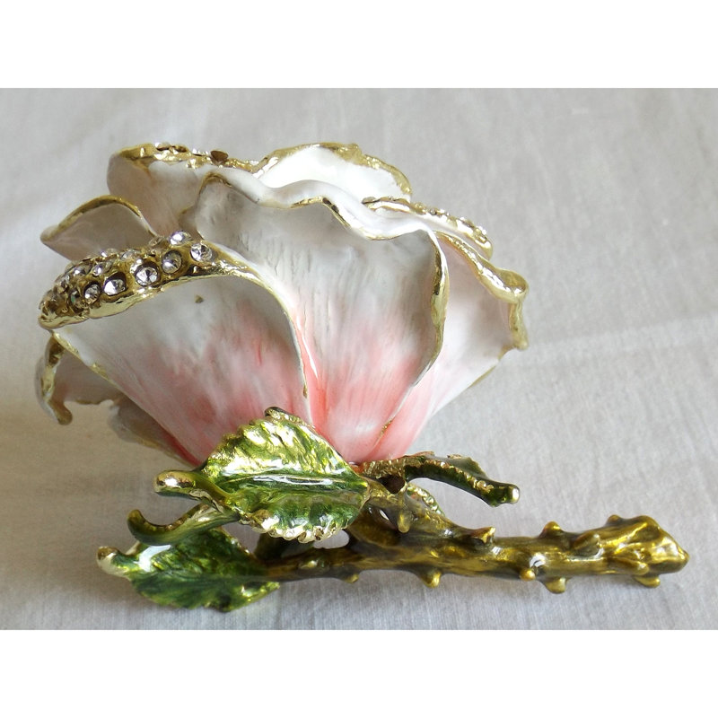 Boîte à bijoux rose, Rose