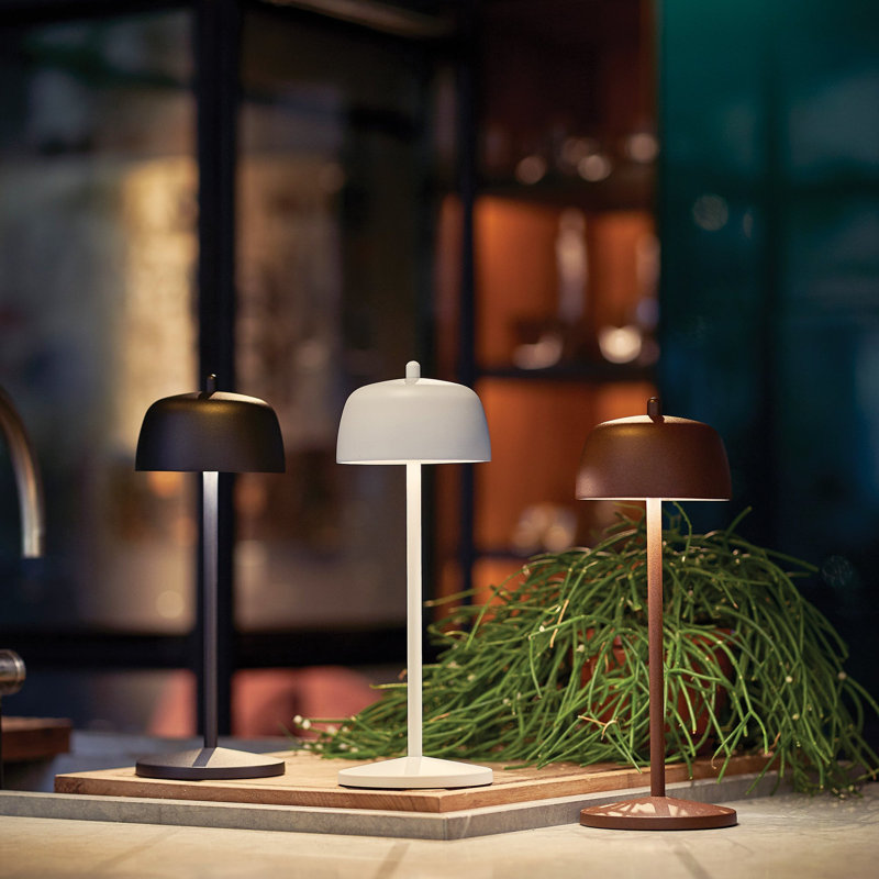 Theta Pro Table Lamp, Matte Black
