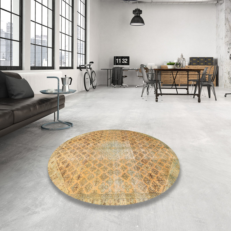 Oriental Indoor Rug, Round 7'