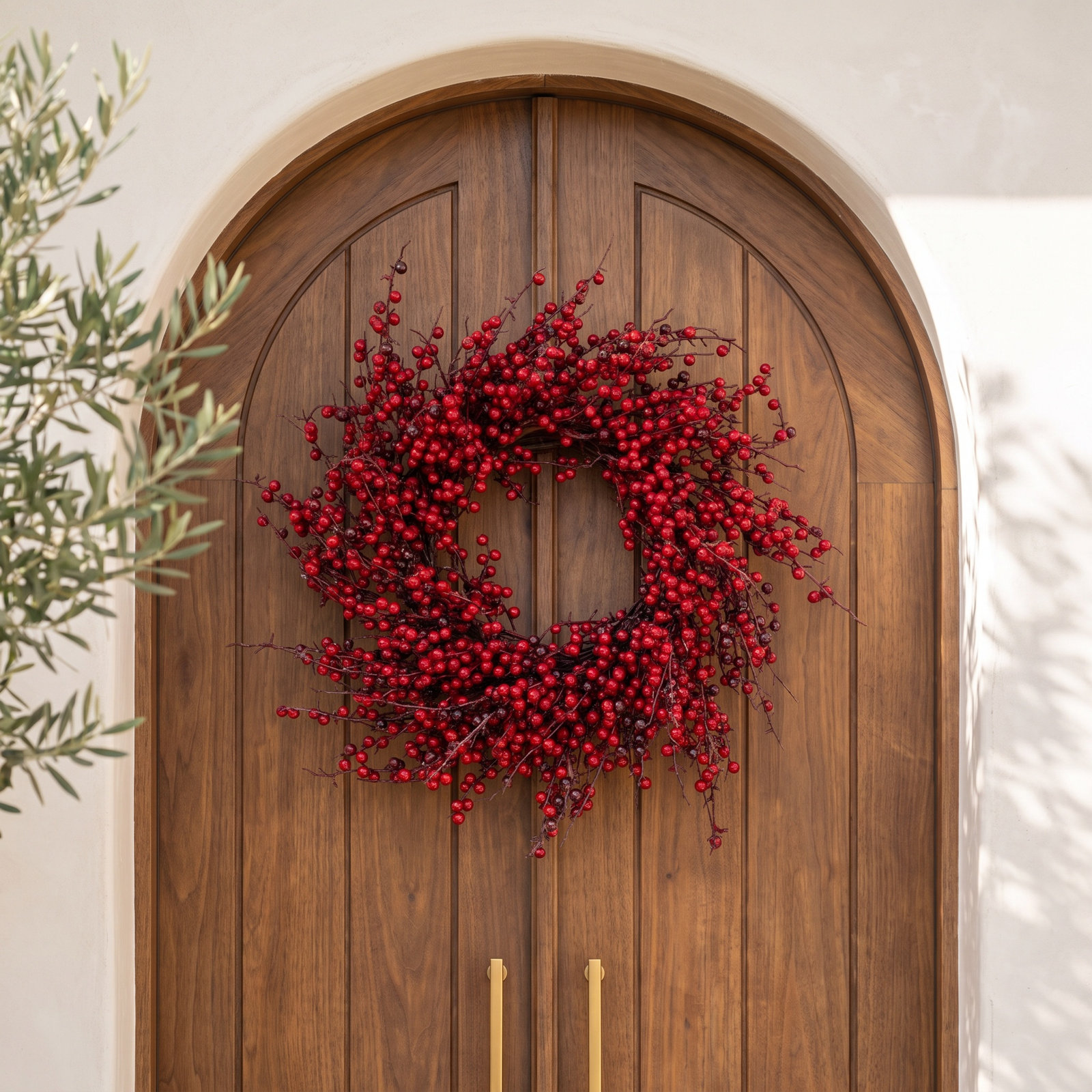 24'' Faux Berry Wreath