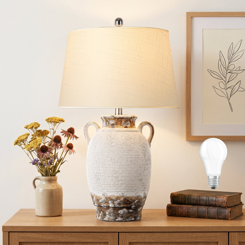 Lampe de table 26 po en céramique patinée avec abat-jour en lin beige, finition crème et brune