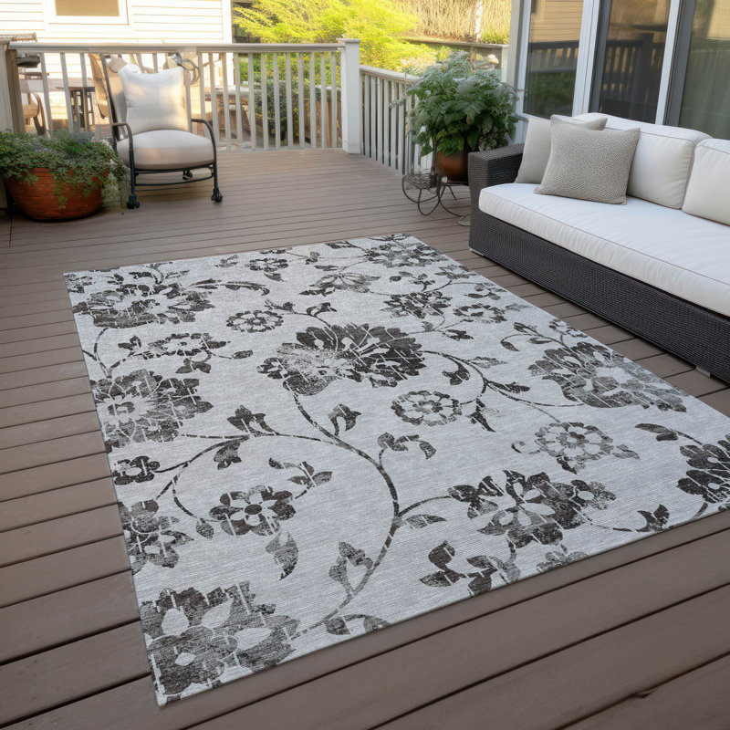 Malek Washable Floral Indoor / Outdoor Rug, Rectangle 9' x 12'