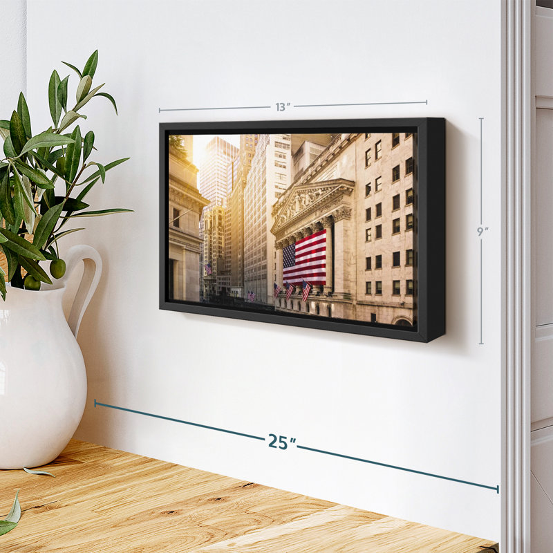 «Wall Street American Flag Wall Art», H 13 po x l 9 po