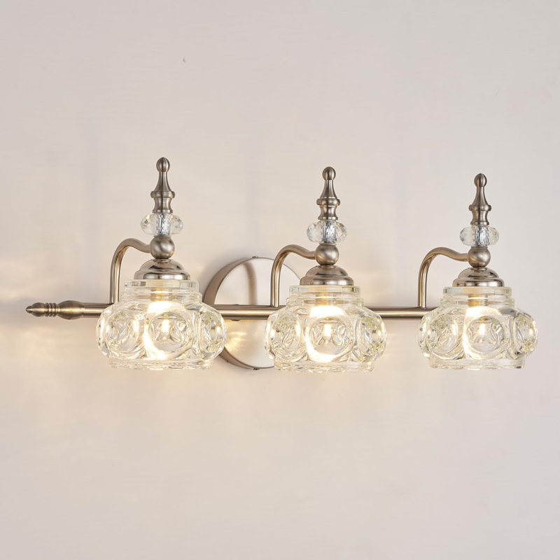 Éclairage pour meuble-lavabo de salle de bain à trois lumières de style rétro au fini nickel, Nickel