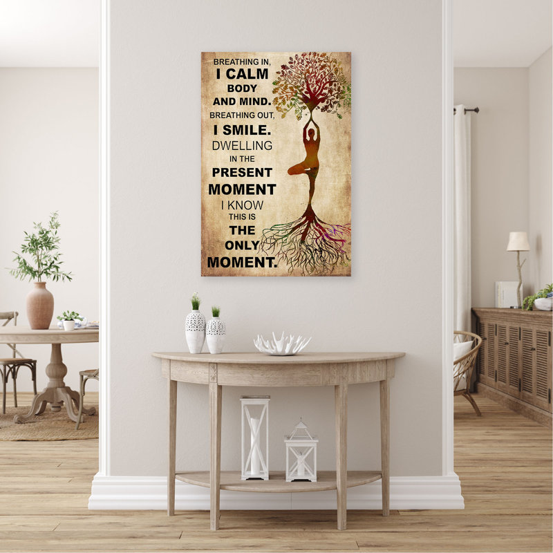 «Yoga Breathing in I Calm Body and Mind», art textuel sur toile tendue, H 36 po x l 24 po x P 1,25 po