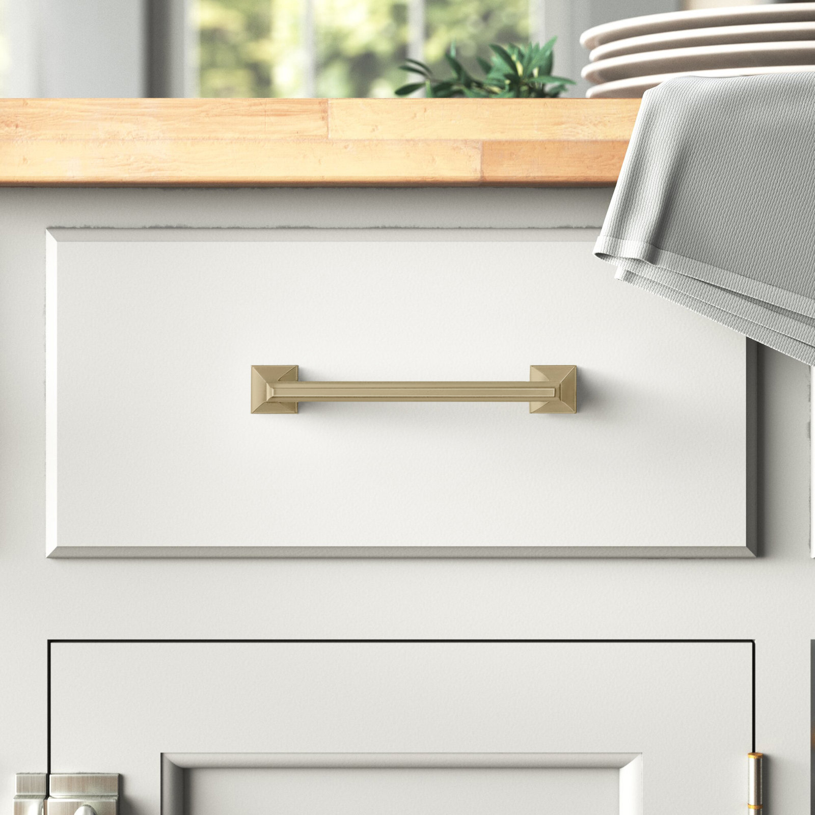 Mulholland Bar Cabinet Pull, Golden Champagne, 3"