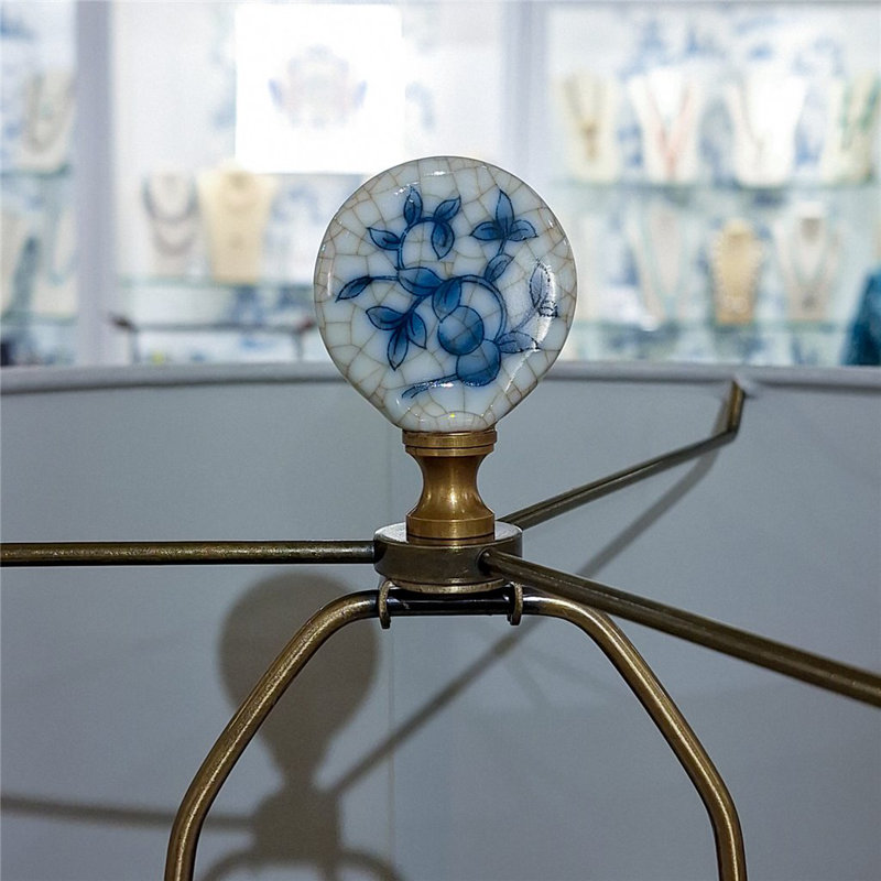 Fleur Table Lamp