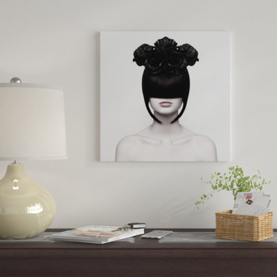 «Black Widow» par Martina Nemcekova, reproduction d'art graphique sur toile tendue