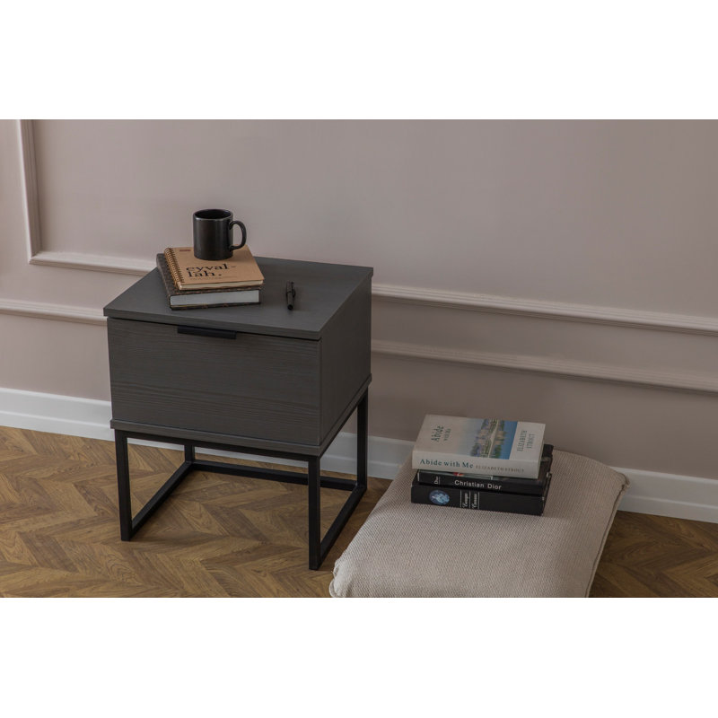 Table de nuit, Gris