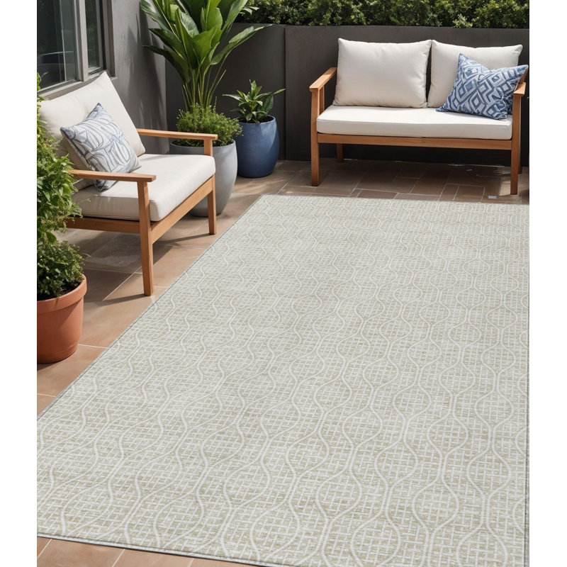 Tapis extérieur lavable à motif géométrique beige et ivoire 5 pi x 8 pi