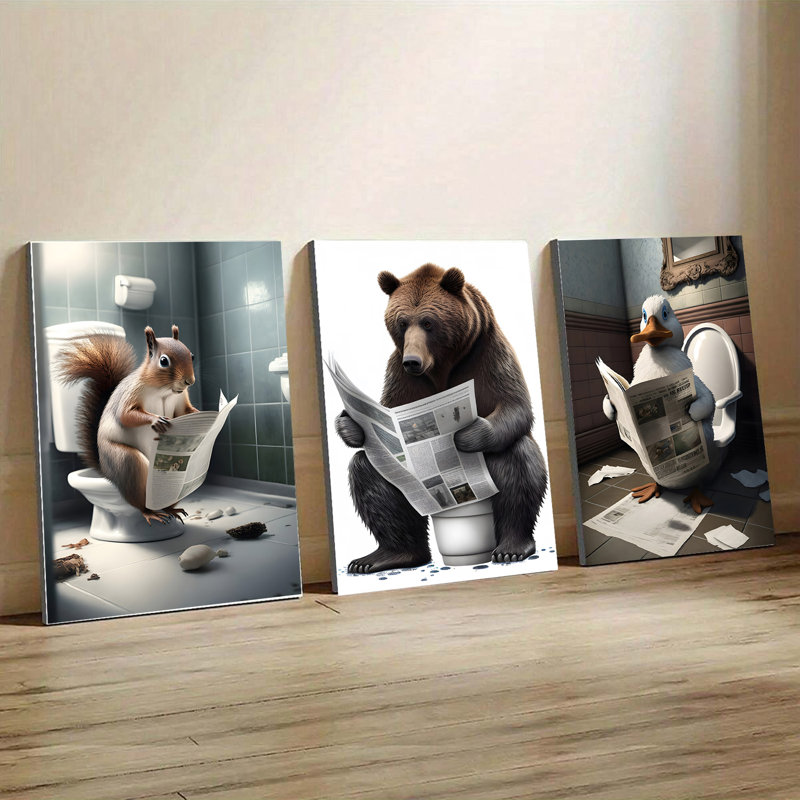Ensemble de 3 affiches murales encadrées, décoration humoristique pour salle de bain avec des animaux mignons : écureuil, ours et canard lisant le journal sur les toilettes. Impressions sur toile. Décoration humoristique de salle de bain pour la maison, le bureau ou une maison de campagne moderne.