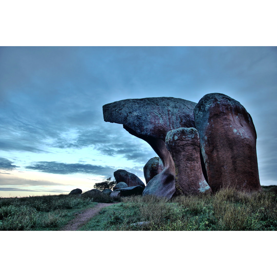 Granitfelsen im Outback von Totajla - Kunstdrucke auf Leinwand