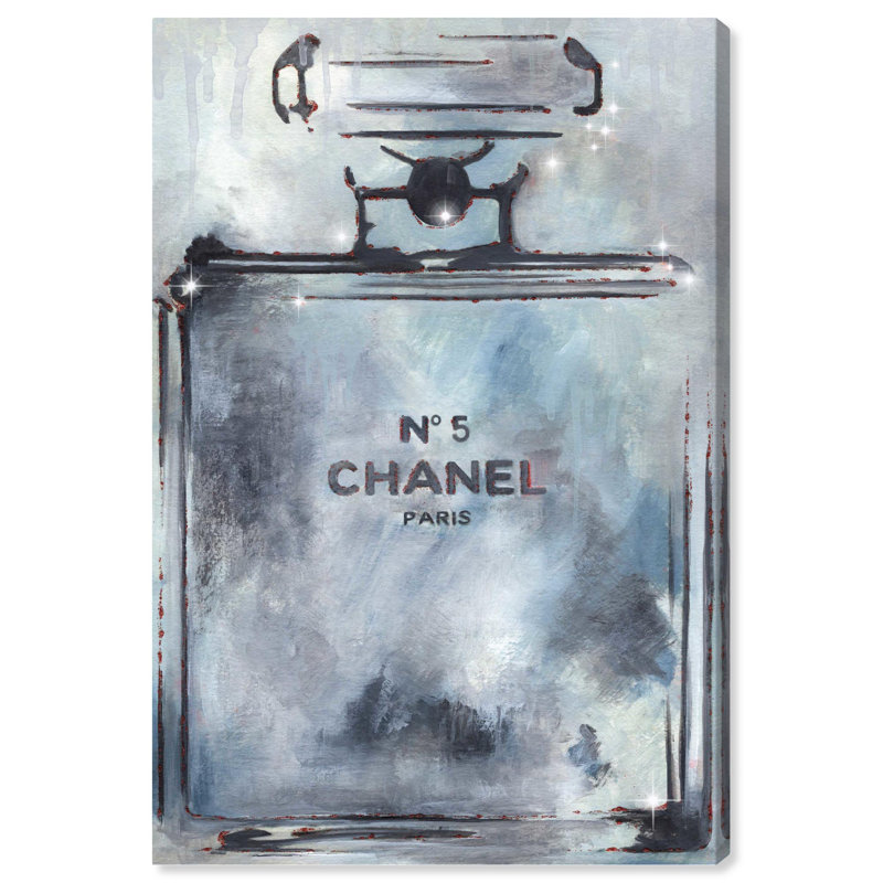 «Doll Memories - Gray Perfume Canvas» par Art Remedy, H 15 po x l 10 po, Toile tendue, Peinture sans cadre