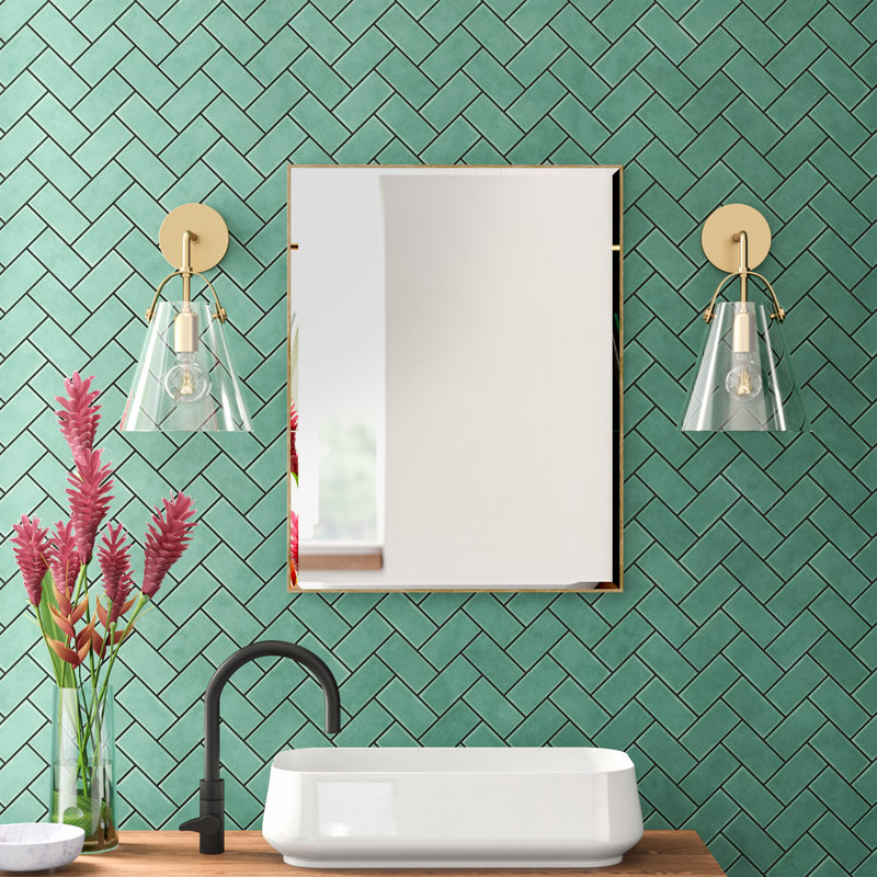 Miroir traditionnel biseauté Logsdon, 24 po x 36 po, Teck naturel