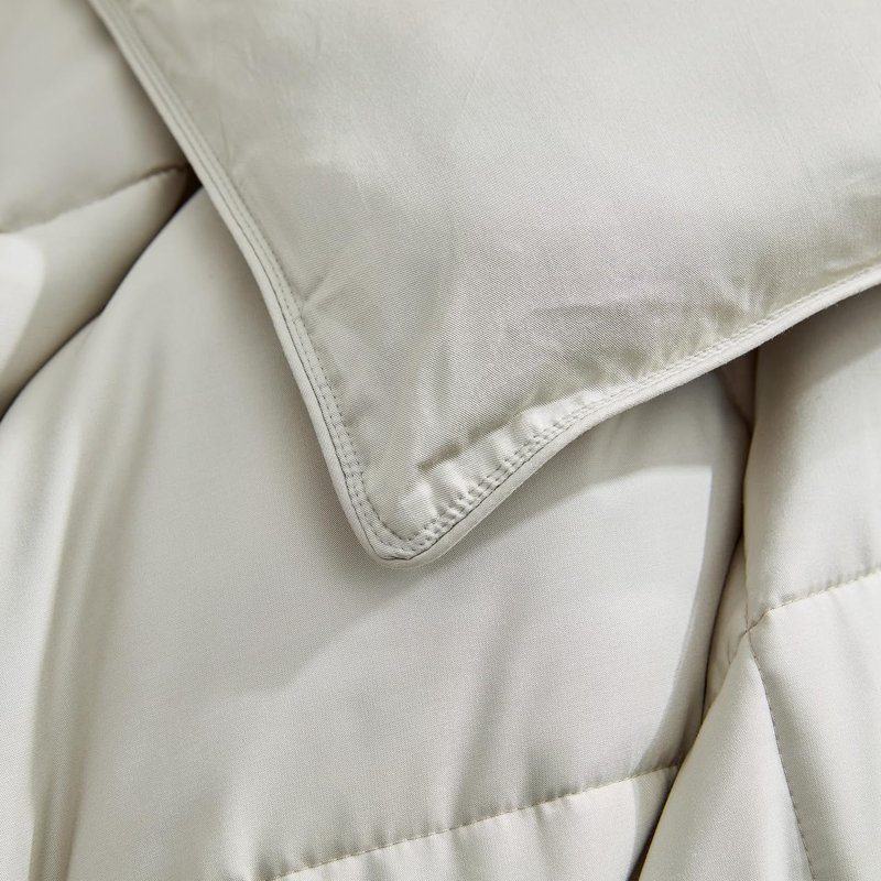 Snorze Cloud  Coma Inducer Comforter Set, Twin Extra Long Comforter + 1 Standard Sham, Brown