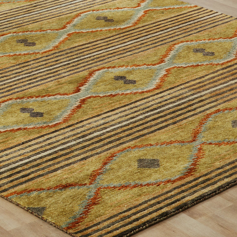 Graviett Wool Southwestern Area Rug in Beige, Rectangle 6' x 9'