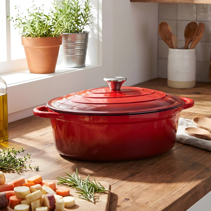 Living And Home, Red