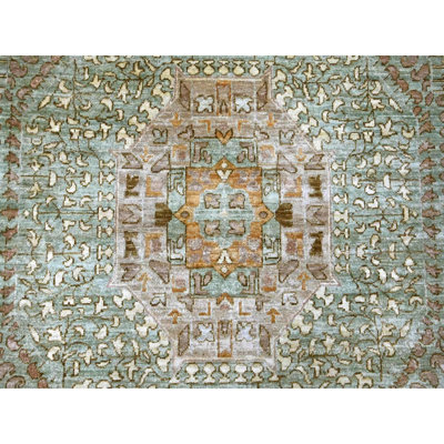 Tapis vert de style dynastie mamelouk du 14ème siècle 12 pi 1 po x 15 pi 6 po avec motif médaillon étoile, laine de haute montagne nouée à la main, colorants végétaux, très grand tapis oriental, très grand