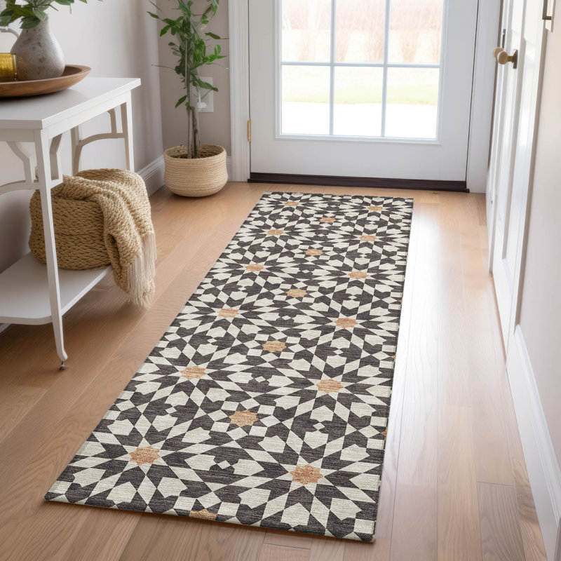 Washable Floral Indoor / Outdoor Rug, Runner 2'3" x 7'6"