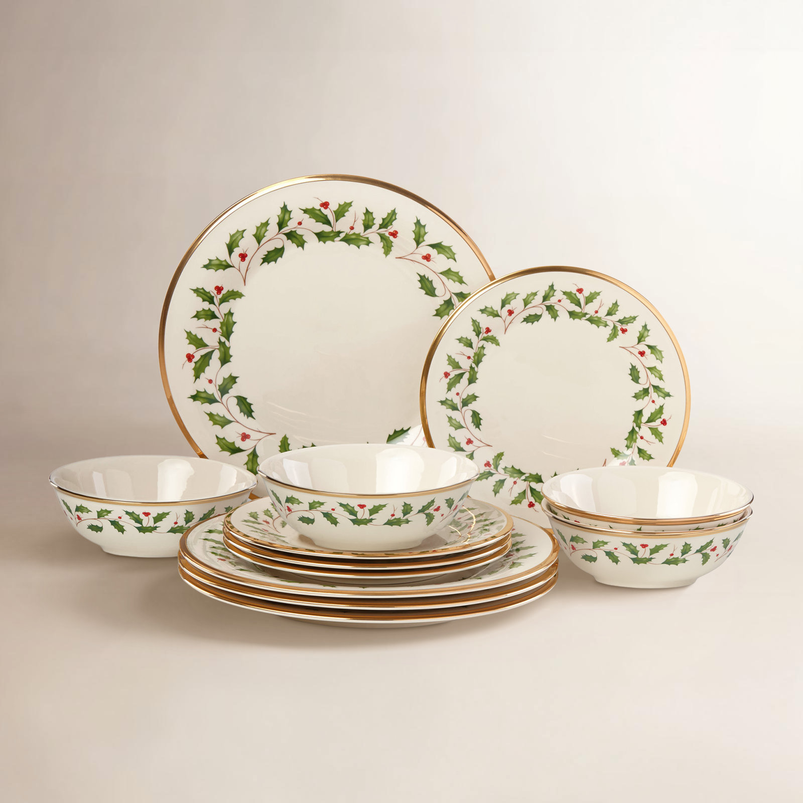 Holiday Porcelain Dinnerware Set
