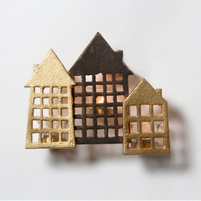 Porte-votive en métal pour les maisons