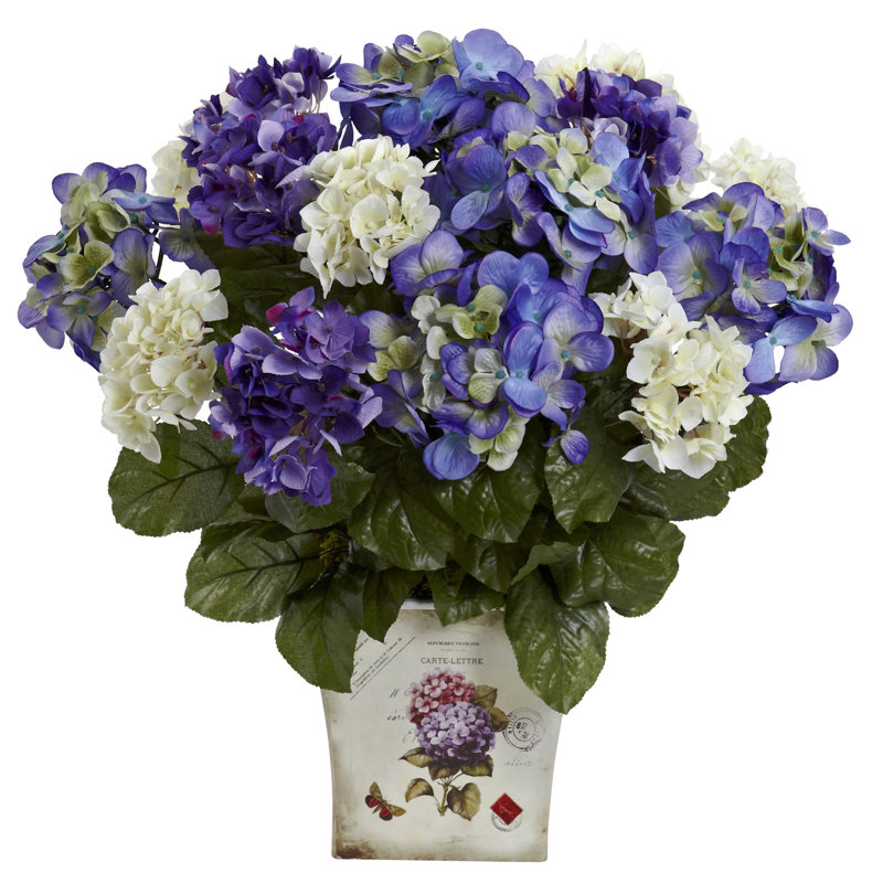 Pièce maîtresse en pot de fleurs
