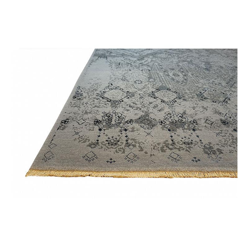 Nirvana Area Rug in Silver, Rectangle 8' x 10'