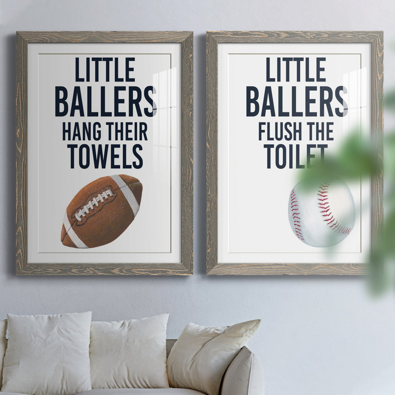 Little Ballers III - ensemble de 2 impressions encadrées, H 31,5 po x l 47 po x P 1,5 po, Cadre en papier gris, Blanc