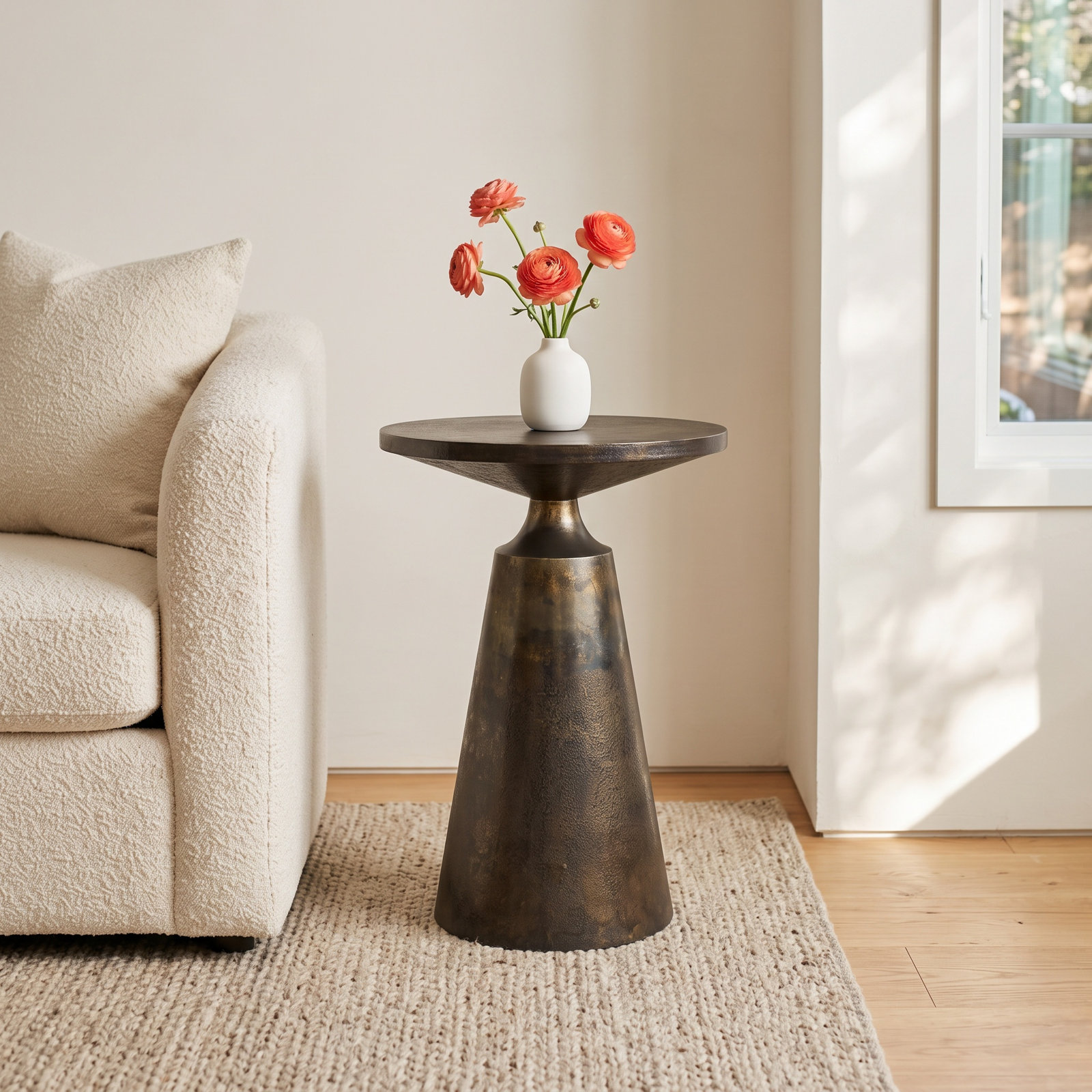 Antoni 16" End Table