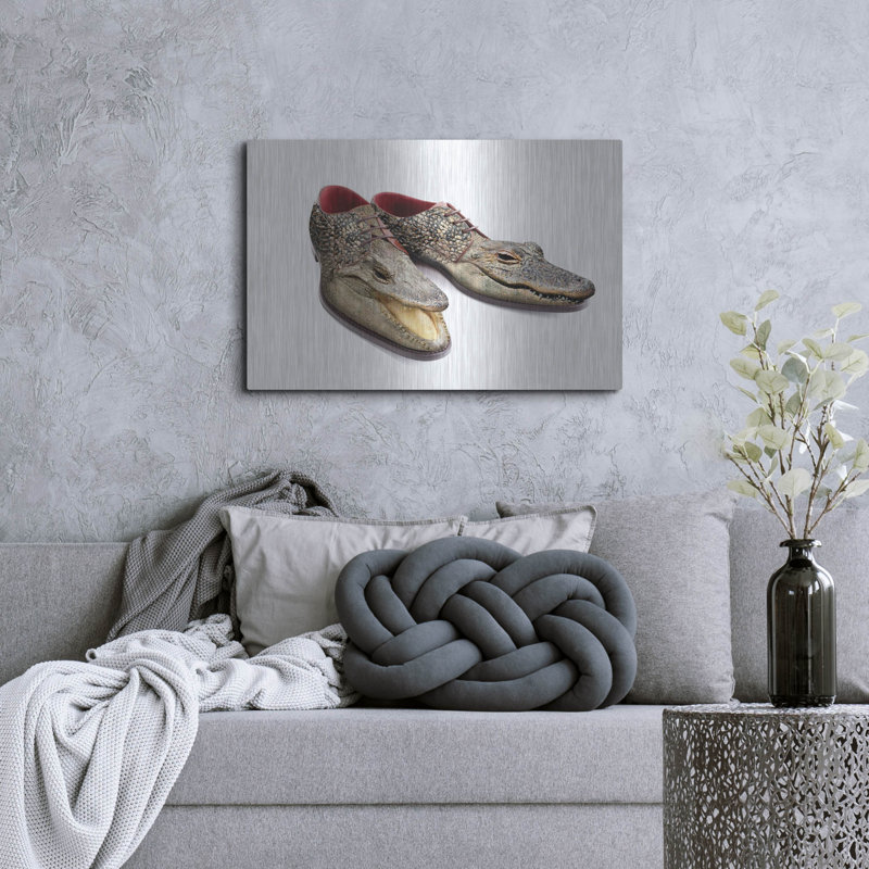  «Alligator Shoes» par John Hovenstine, art mural en métal, 36 po x 24 po