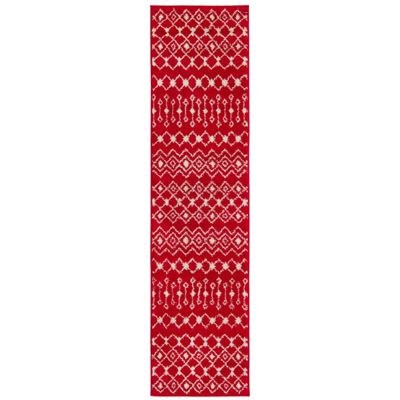 Geometric Indoor Rug, Runner 2' x 8'