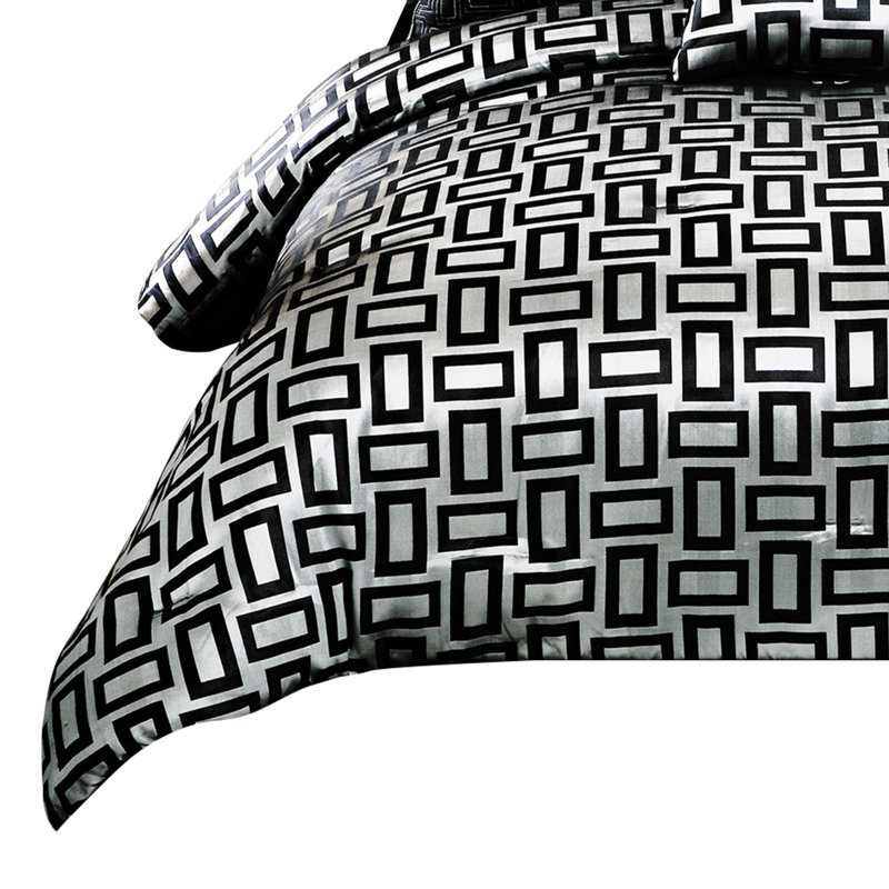 Gray and Black Geometric Polyester Queen Comforter Set