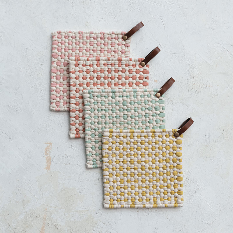 Support à casserole au crochet en coton de couleur claire avec boucle en cuir