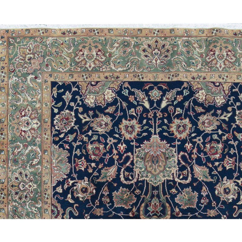 Sona Wool Oriental Area Rug in Navy/Green