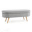 Élégant banc de rangement ovale avec pieds en bois d'hévéa pour sièges supplémentaires et tissu de rangement caché.-511003804